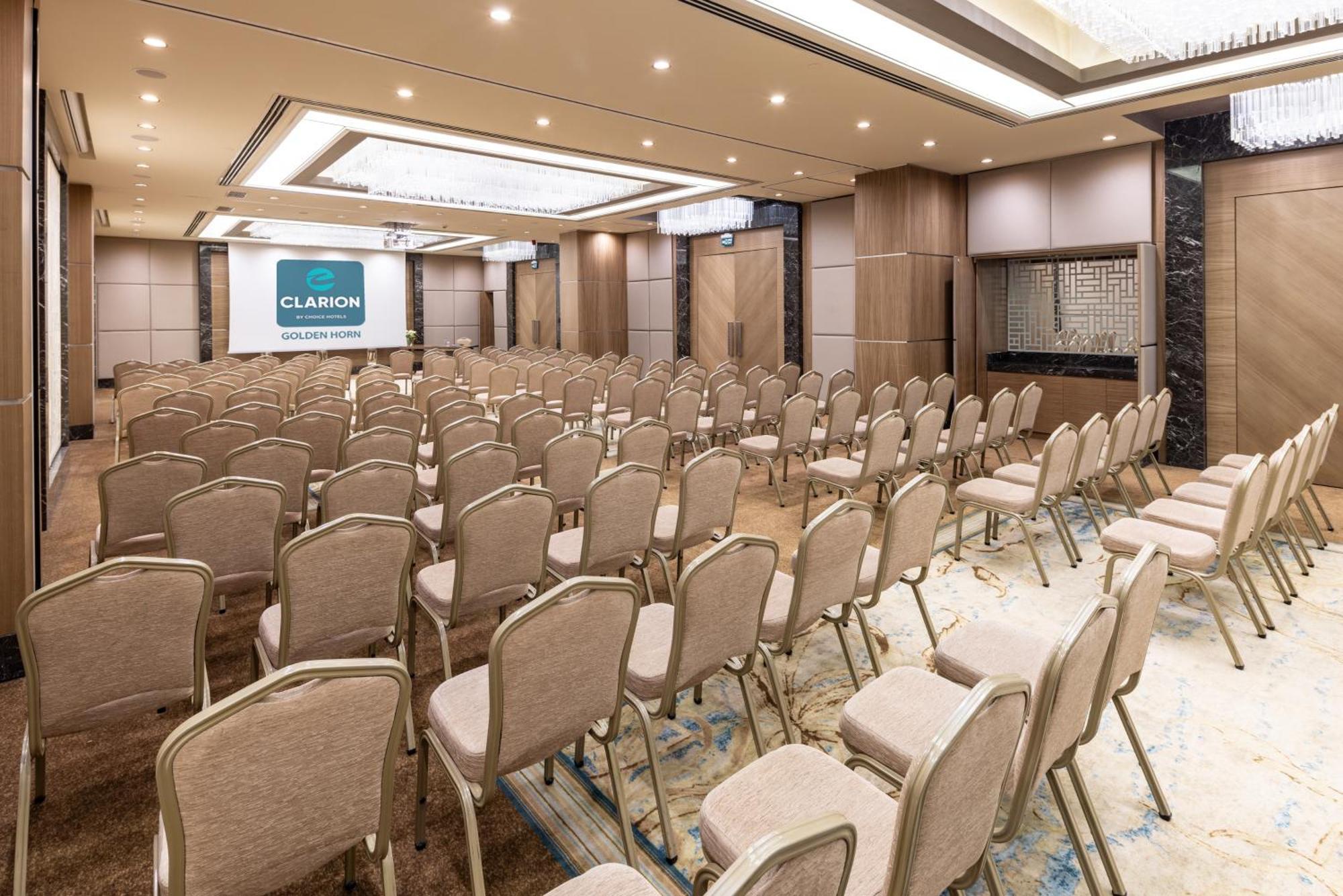 Clarion Hotel Golden Horn Istambul Extérieur photo The ballroom