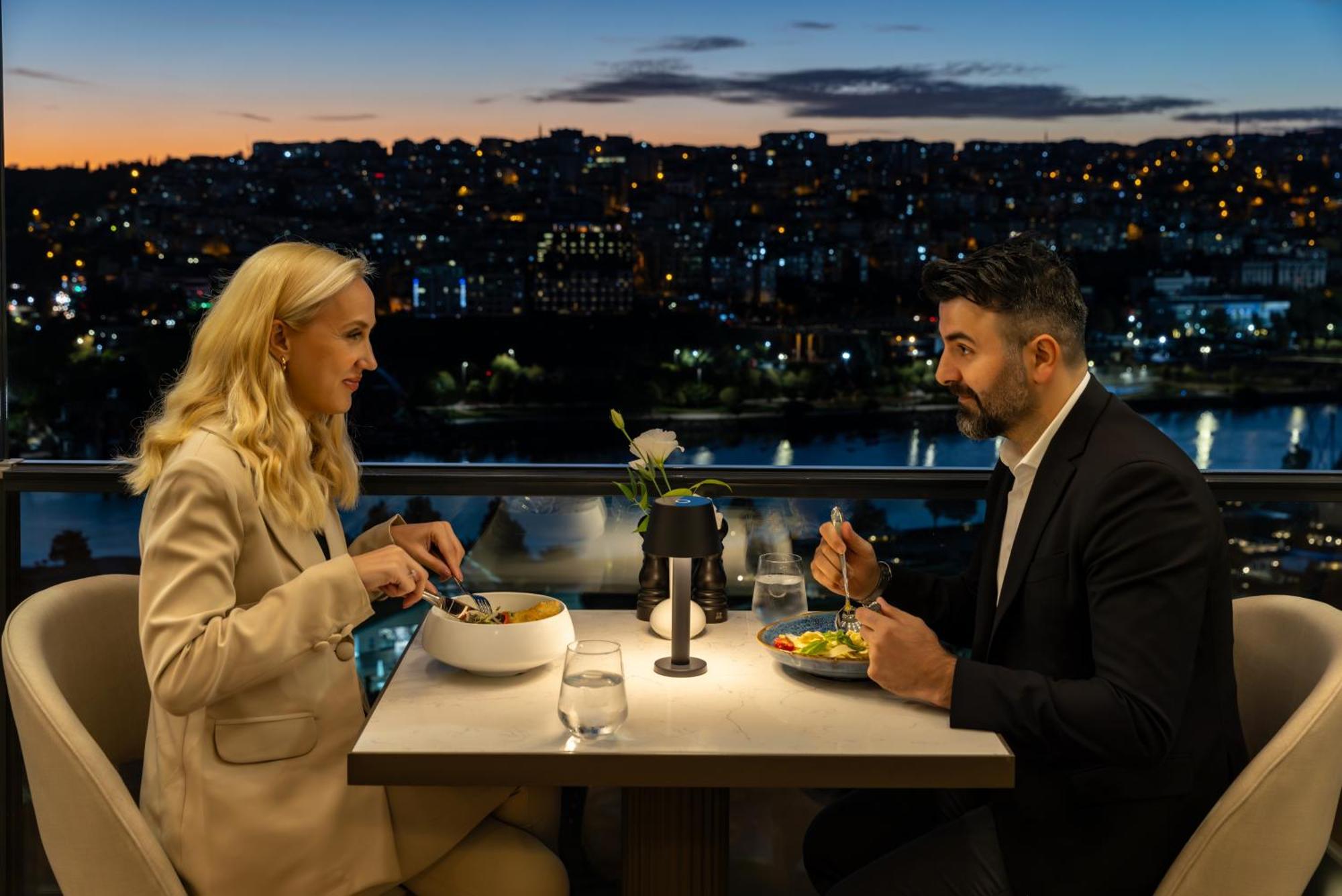 Clarion Hotel Golden Horn Istambul Extérieur photo Skyline
